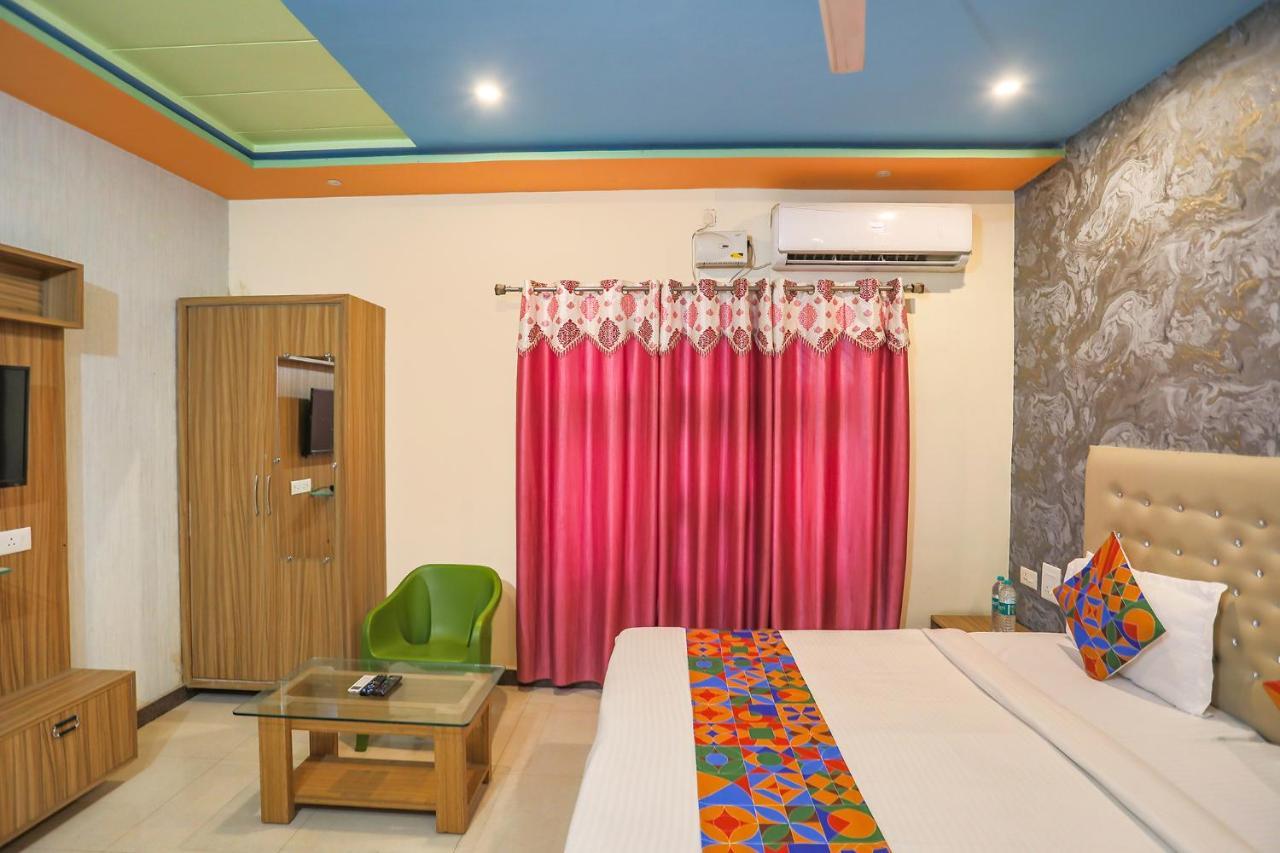Fabhotel Kriti Green Varanasi Luaran gambar