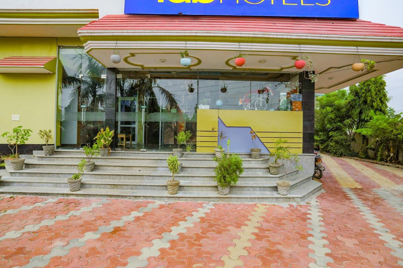 Fabhotel Kriti Green Varanasi Luaran gambar