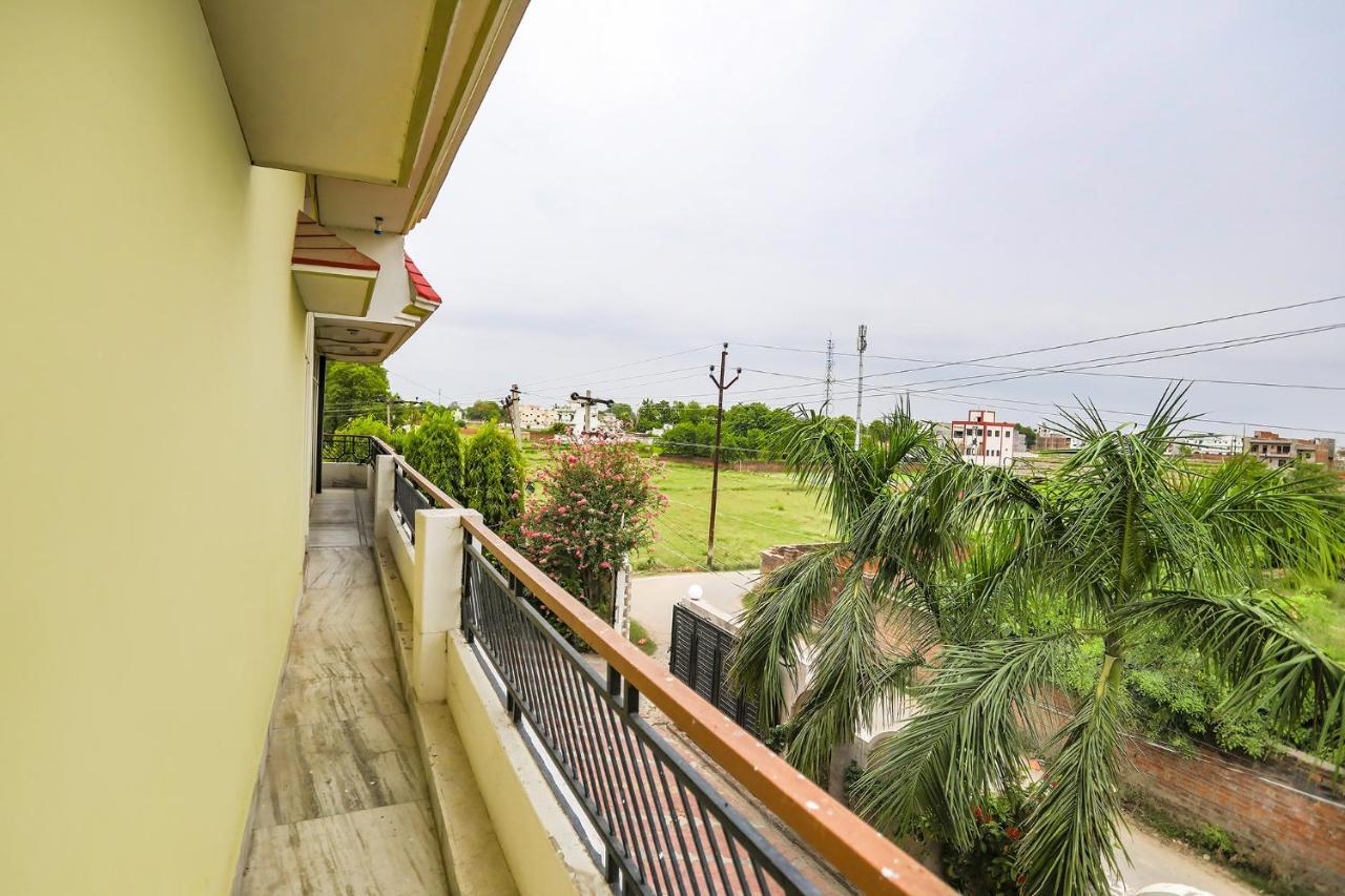 Fabhotel Kriti Green Varanasi Luaran gambar