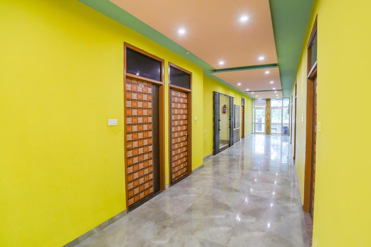 Fabhotel Kriti Green Varanasi Luaran gambar