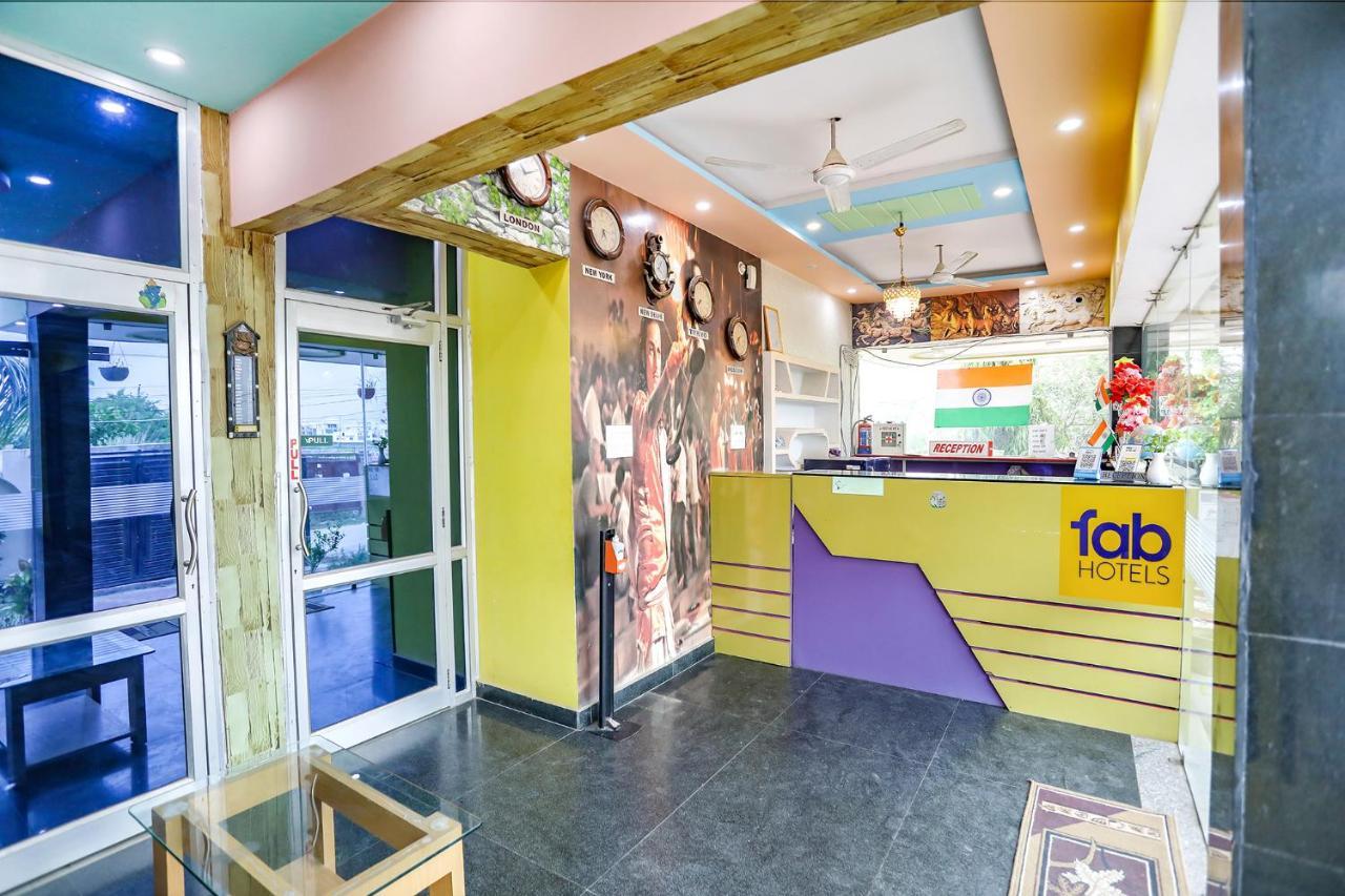 Fabhotel Kriti Green Varanasi Luaran gambar